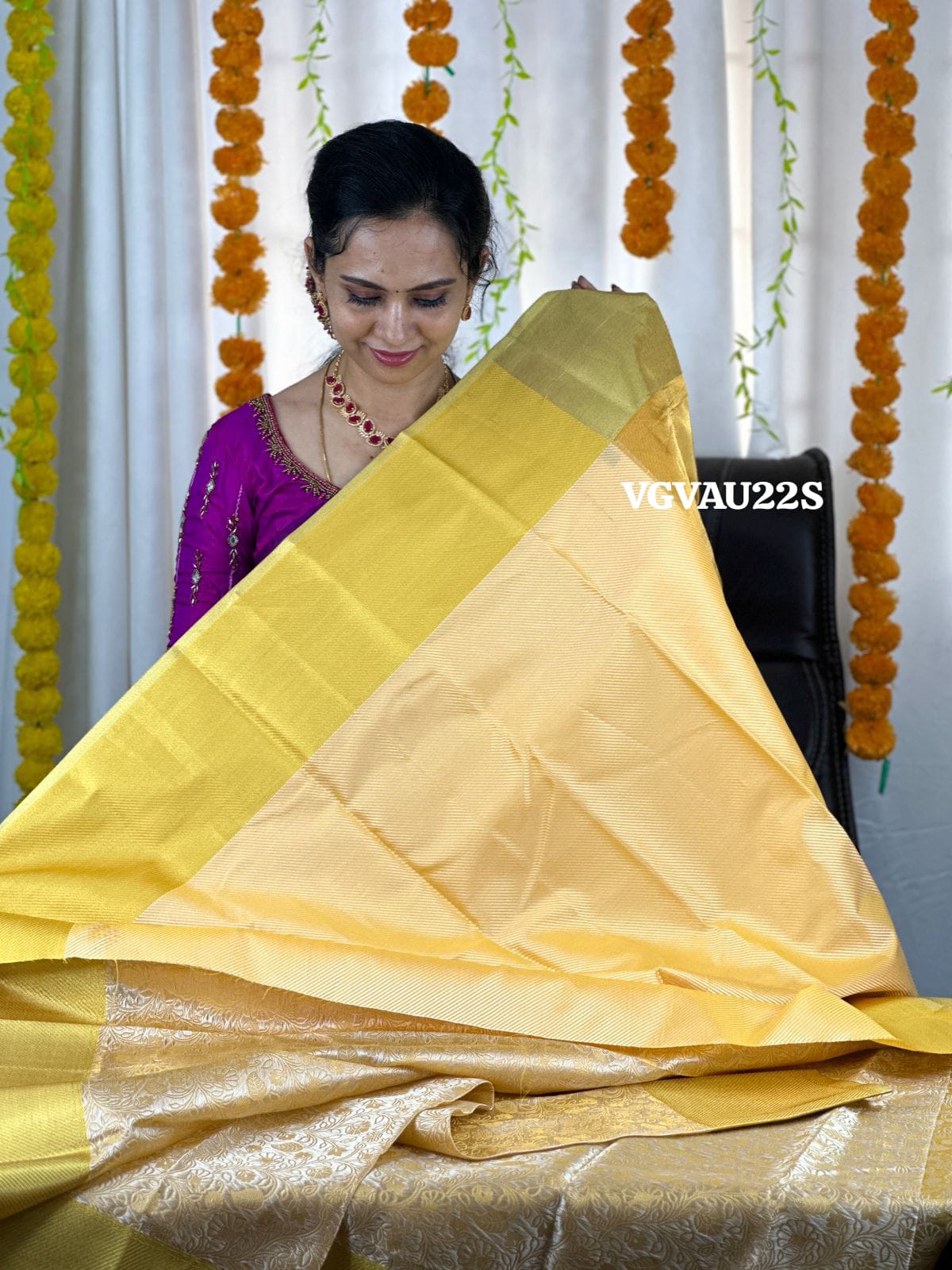 Offer Saree Embroidery design in katan semi silk sareeš„°