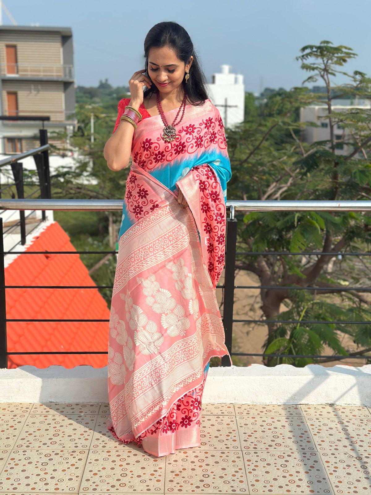 šSoft cotton mix sarees at unbelievable price. Donāt missā