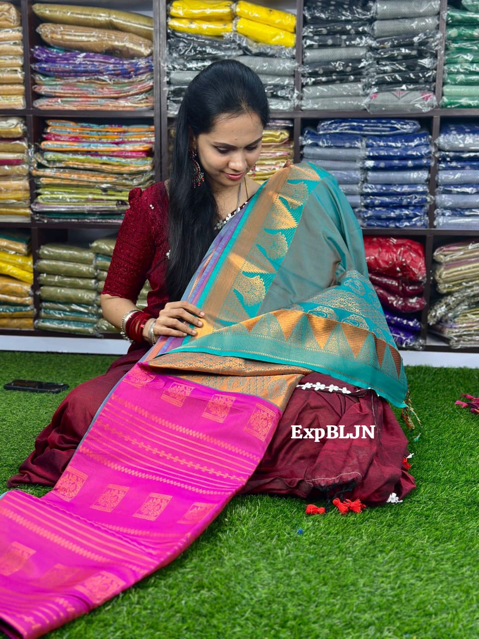 Soft silk sareeš„³