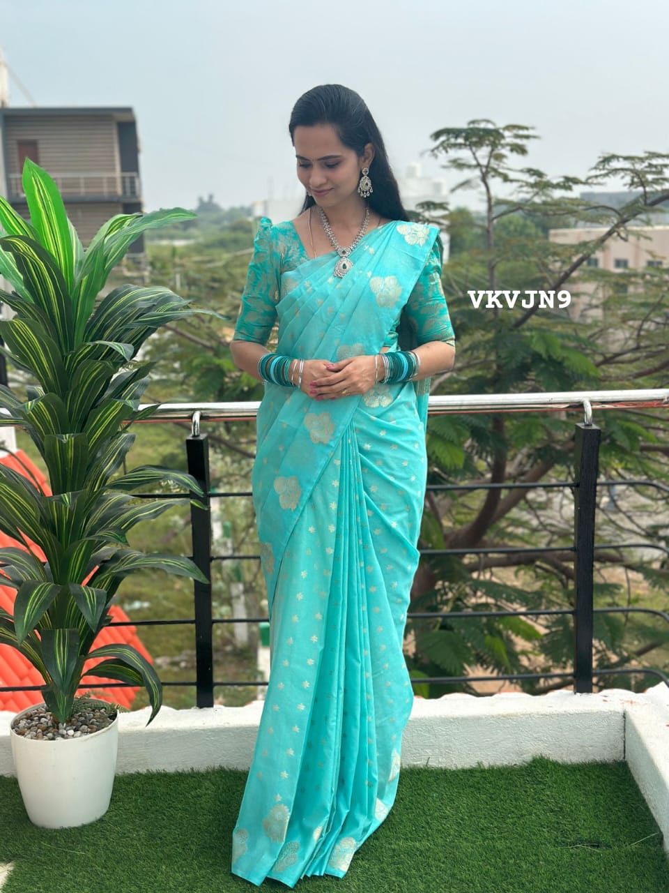 Soft warm silk saree 🥳 prebook