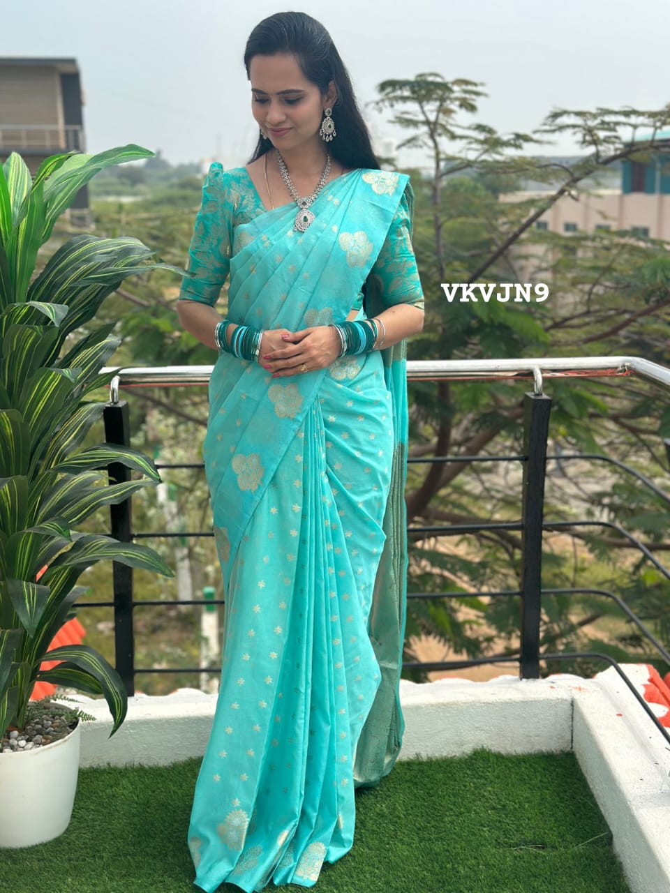 Soft warm silk saree 🥳 prebook