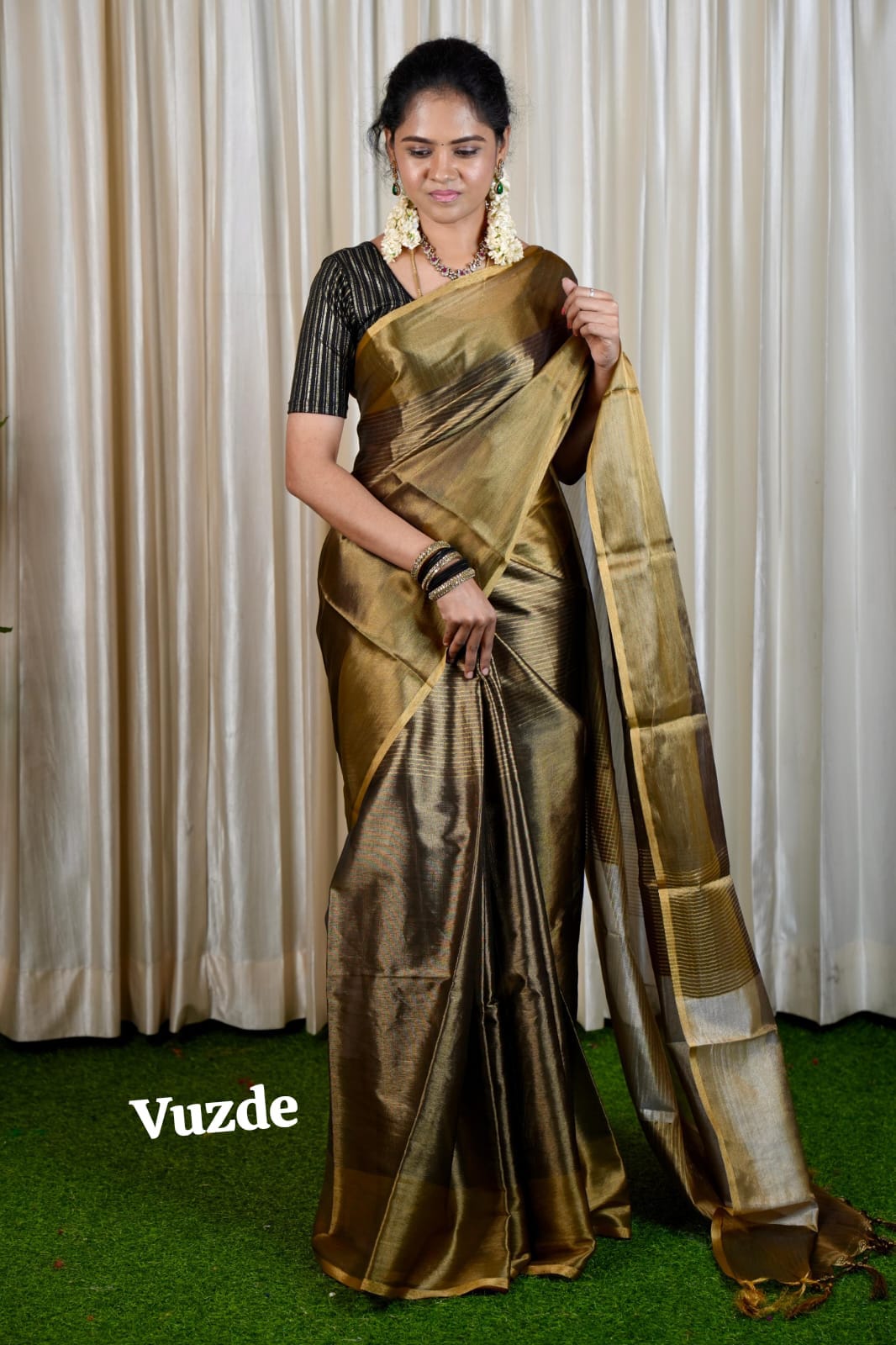 Soft tissue sarees 🥳