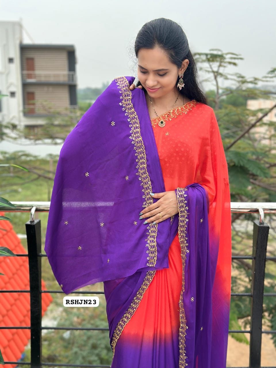 Party wear saree š„³