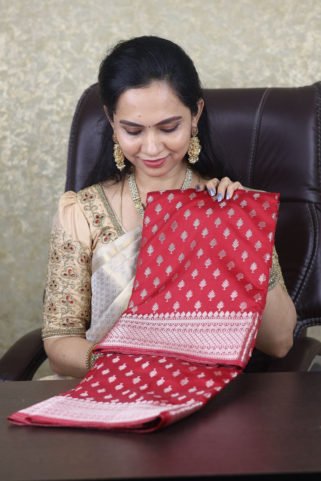 Semi katan silk sareeš„°