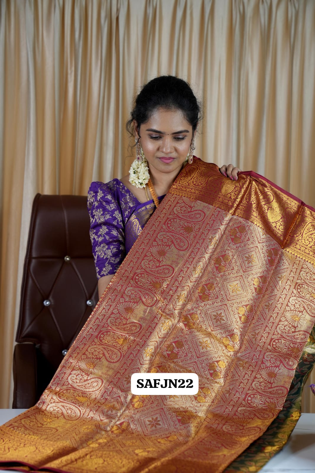Kanchipuram inspired sareeš¤