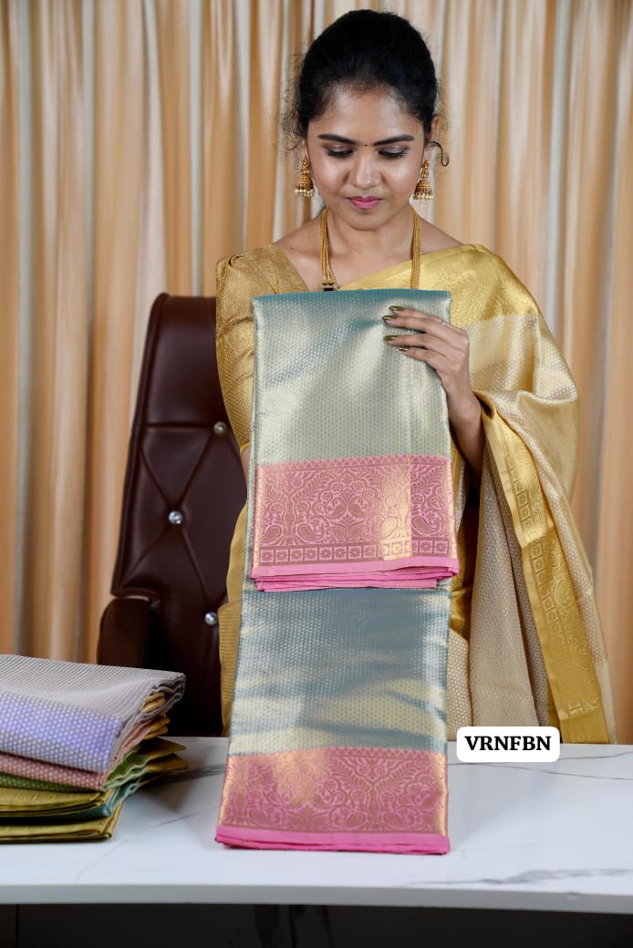 Katan semi silk saree 🥳