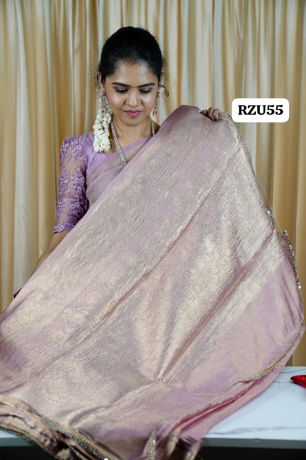 Premium Crushed tissue lace with running lace blouseš„³