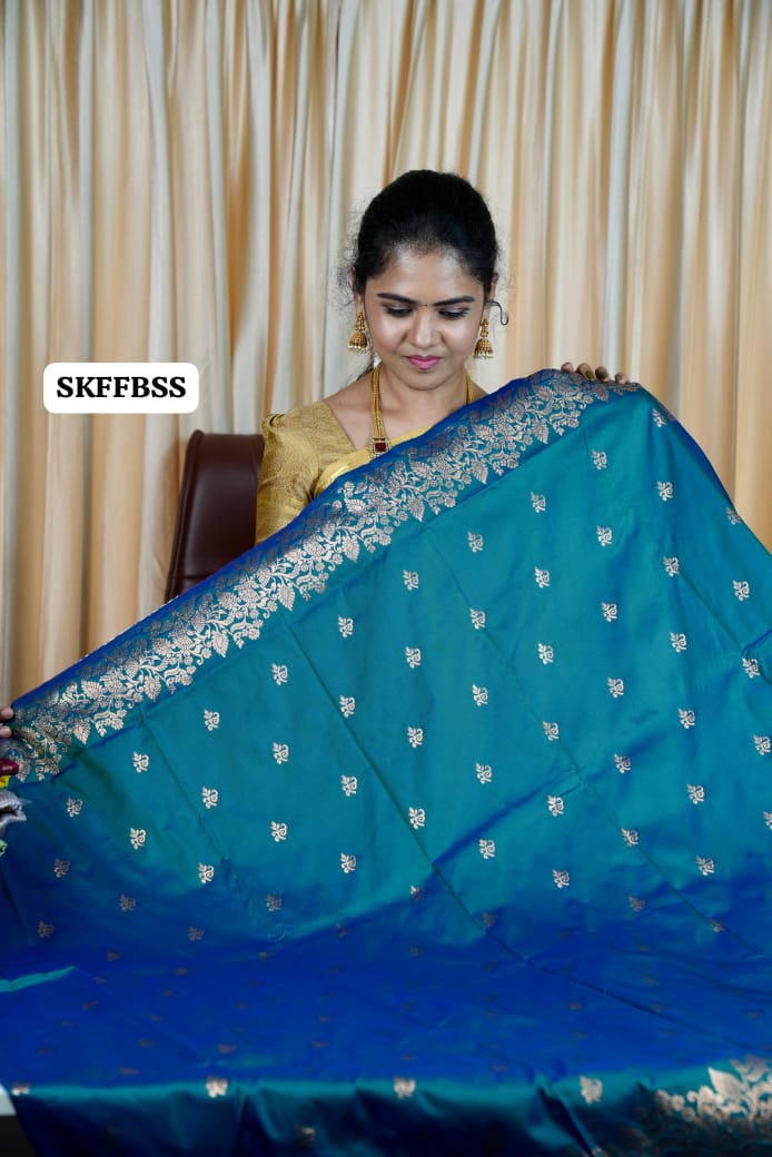 Semi soft silk saree 🥳