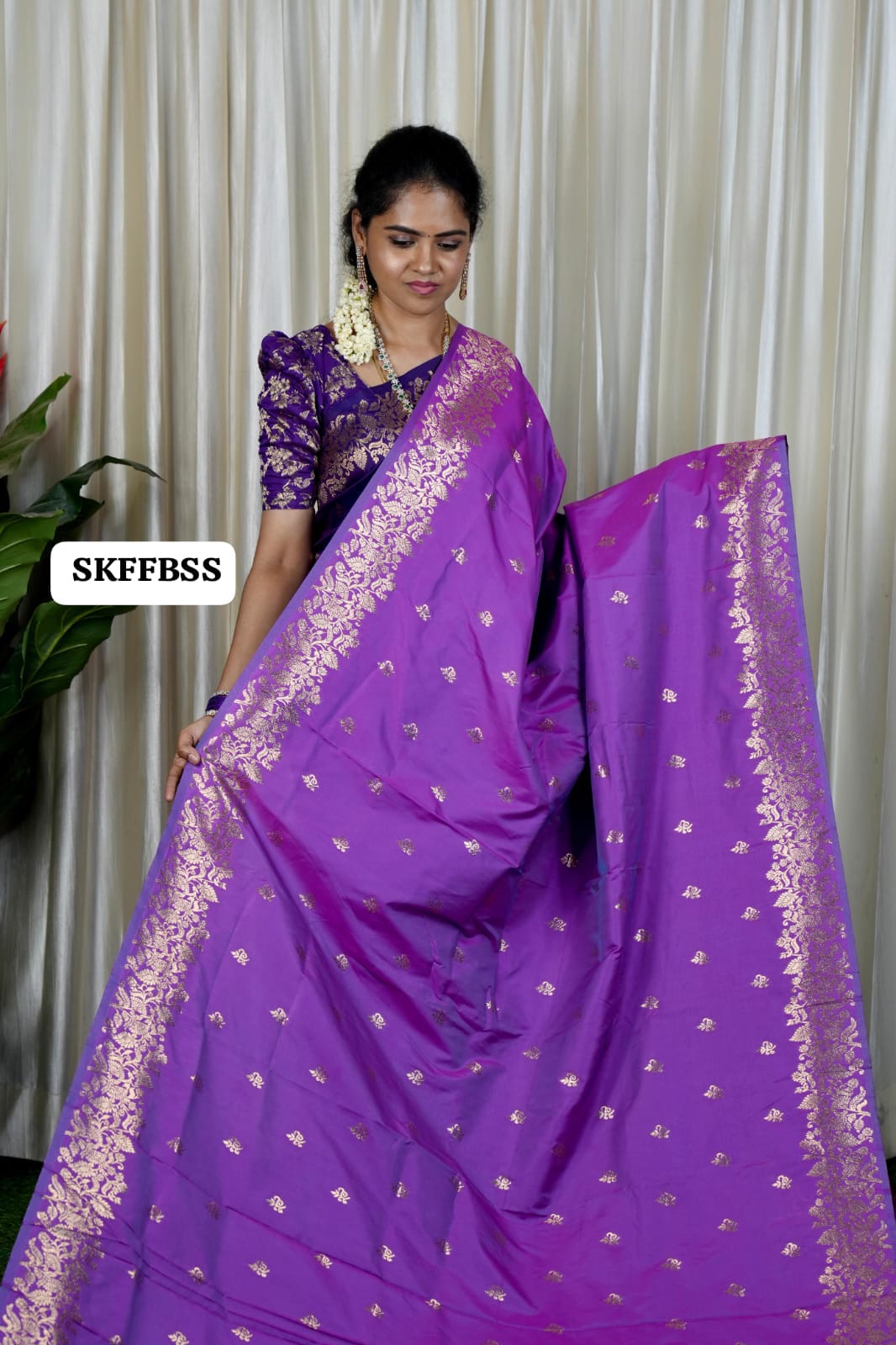 Soft silk saree 🥰🥳