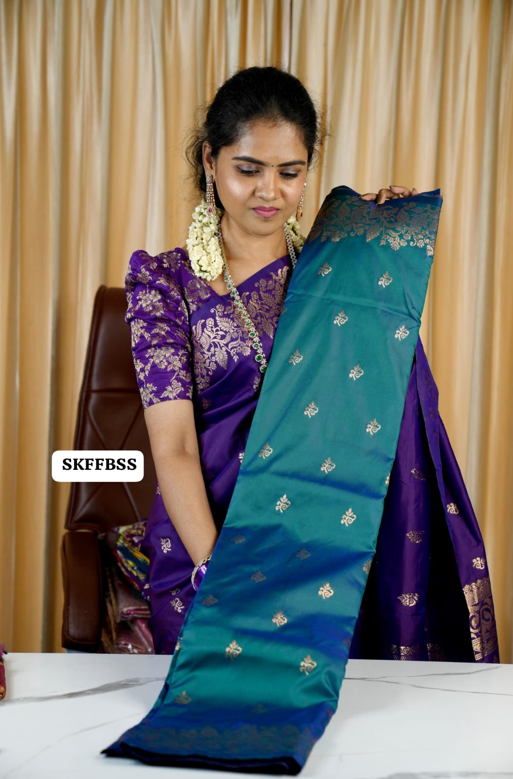 Soft silk sareeš„³