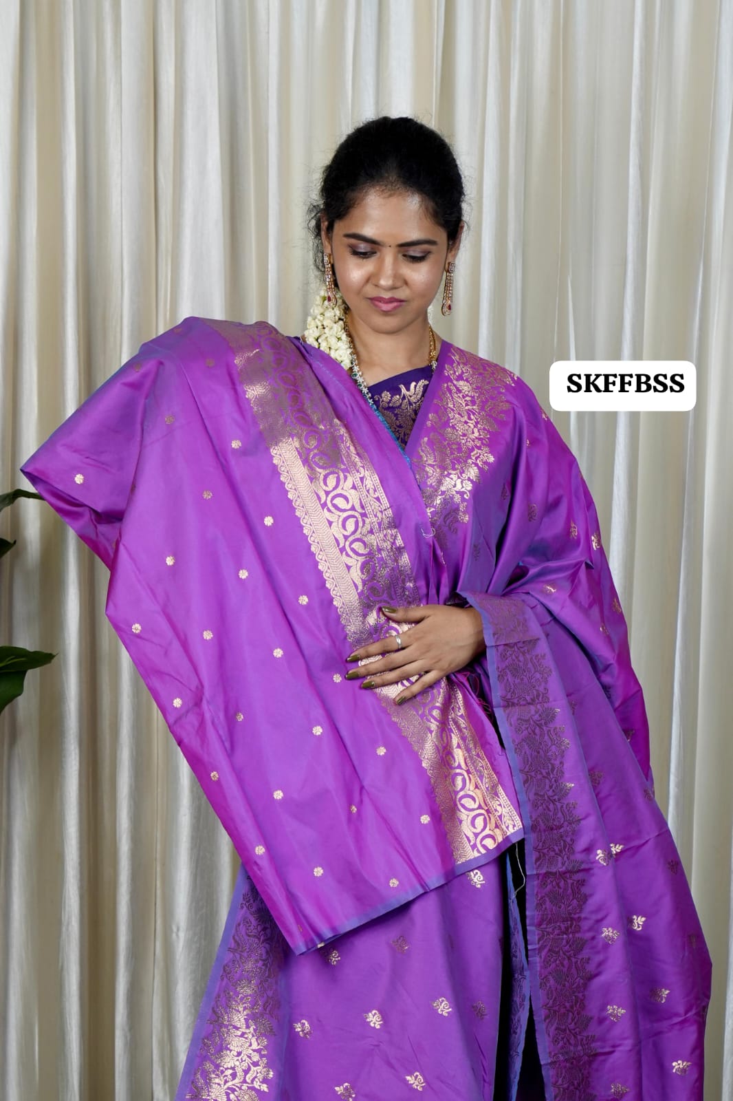Soft silk saree 🥰🥳