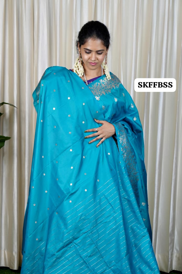 Soft silk saree Prebook 🥳