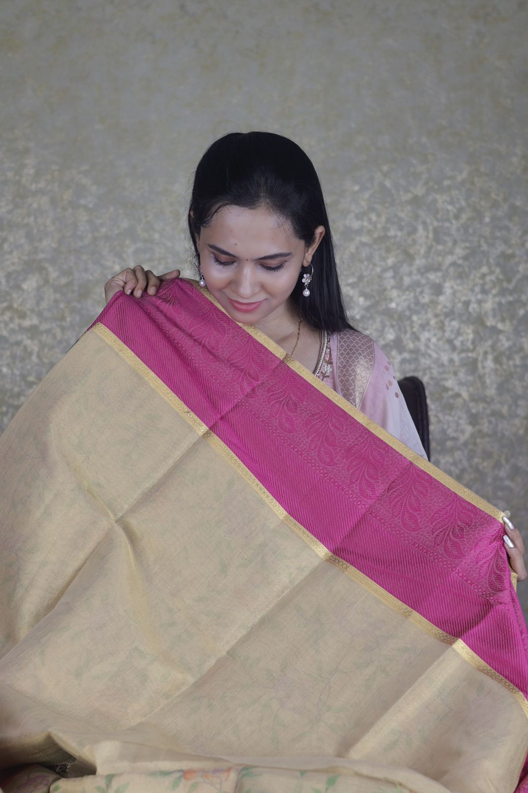 Golden soft tissue saree 😍