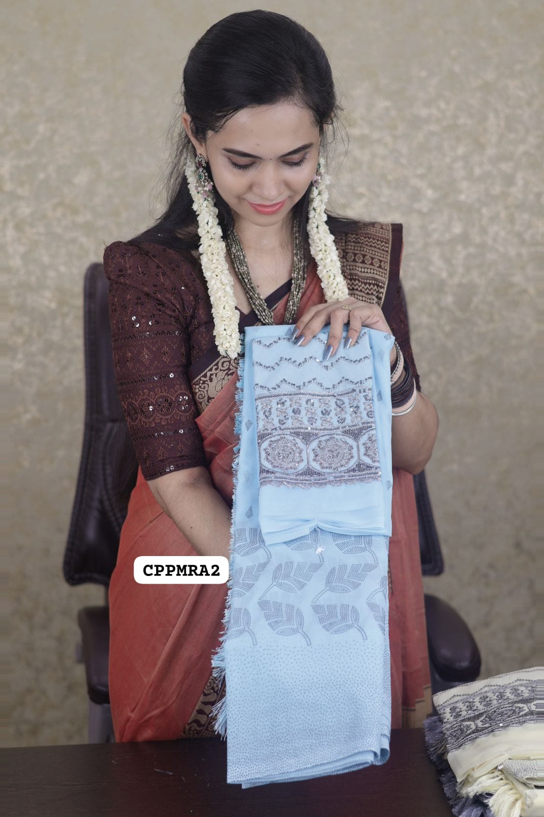 Premium georgette Art work saree with chumkey work blouse ❌
