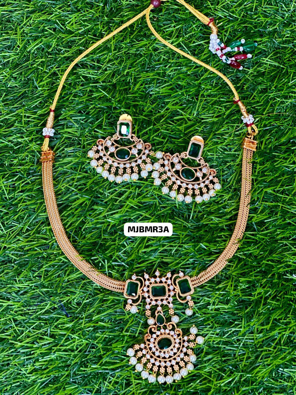 Jewel set with back rope 🥳