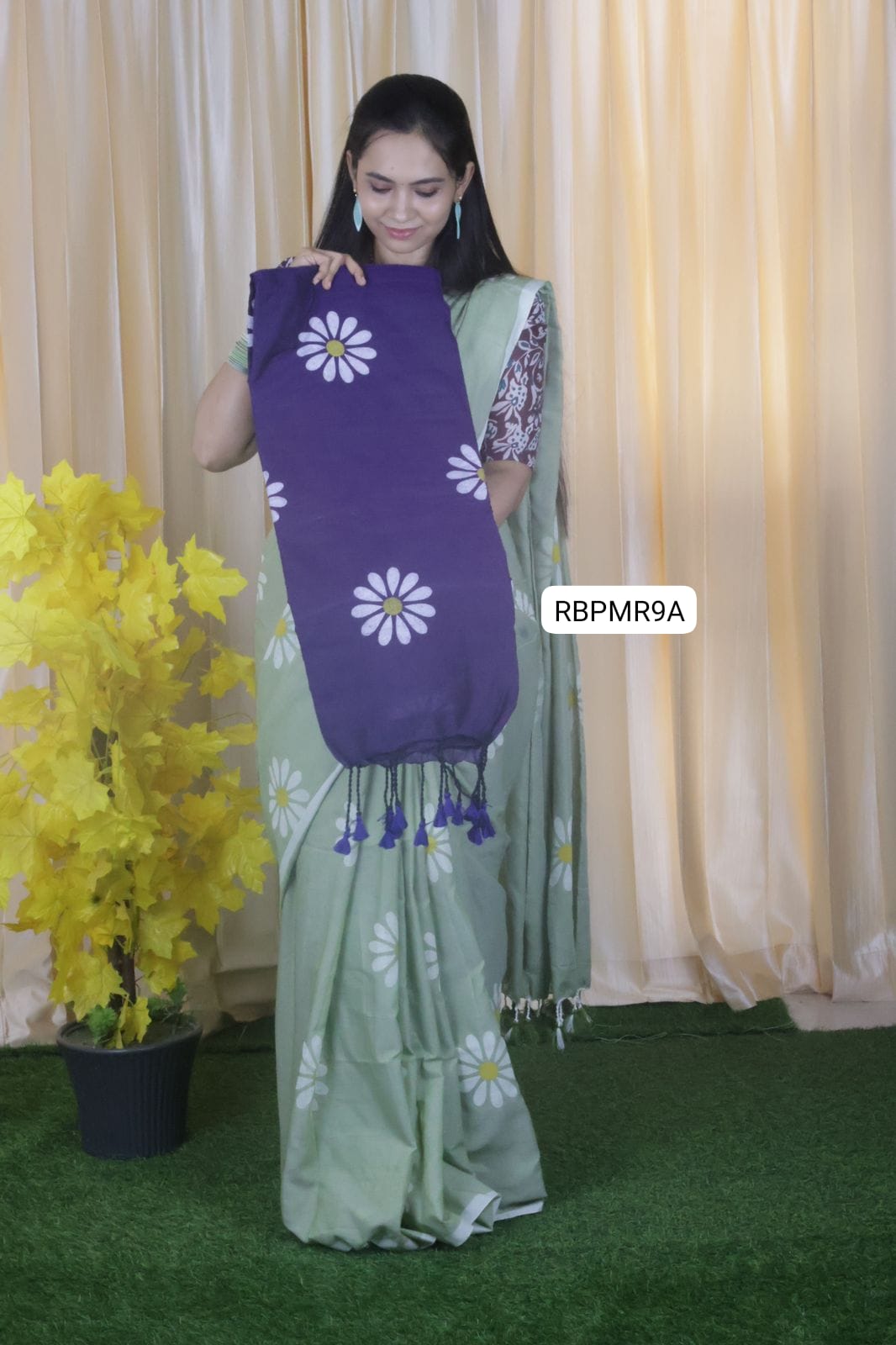 Khadhi cotton saree with running blouse 🥳