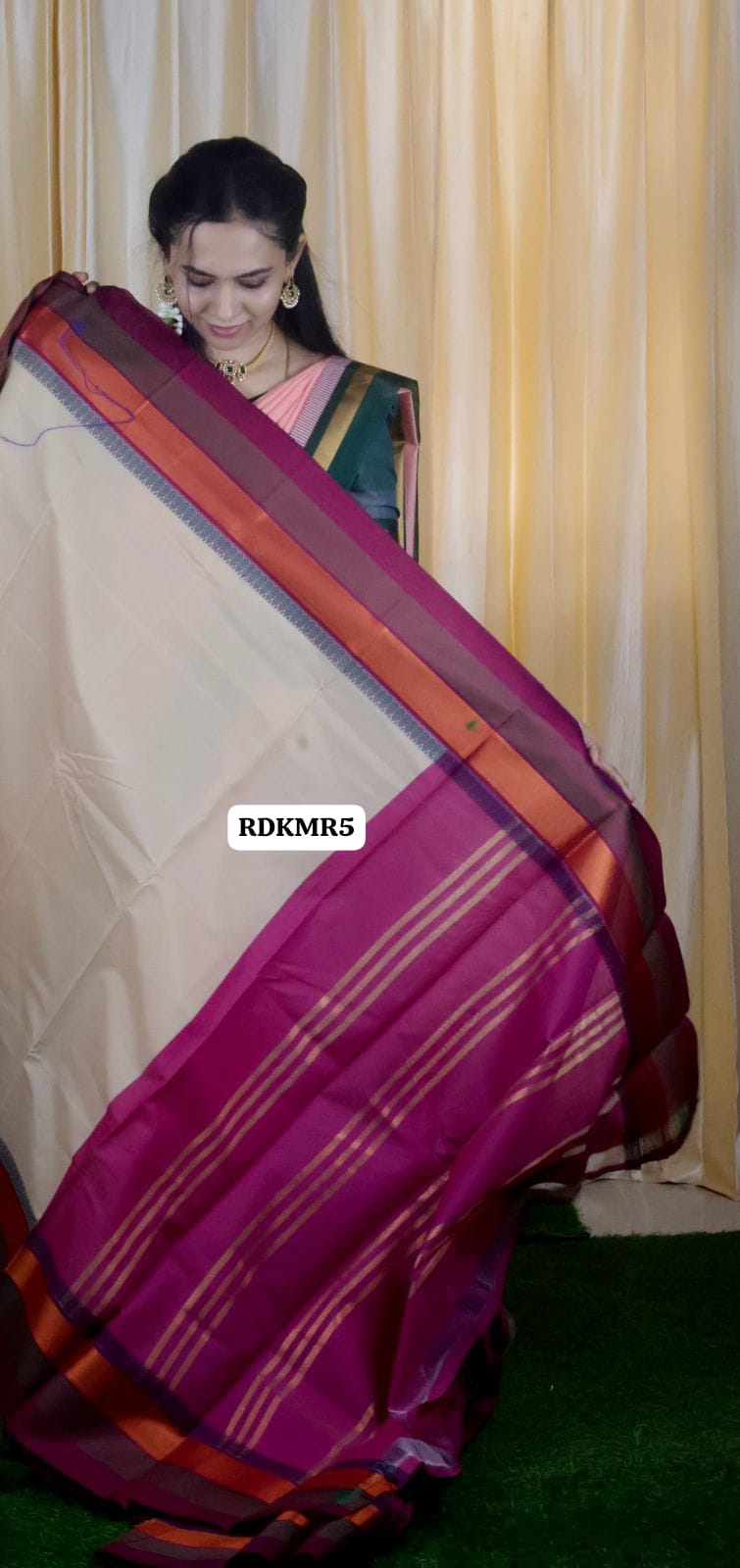 Silk cotton saree with trending color š„³