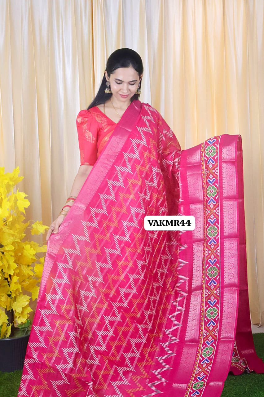 Premium iconic soft silk with zari weaving and extra smooth texture 😍🥳