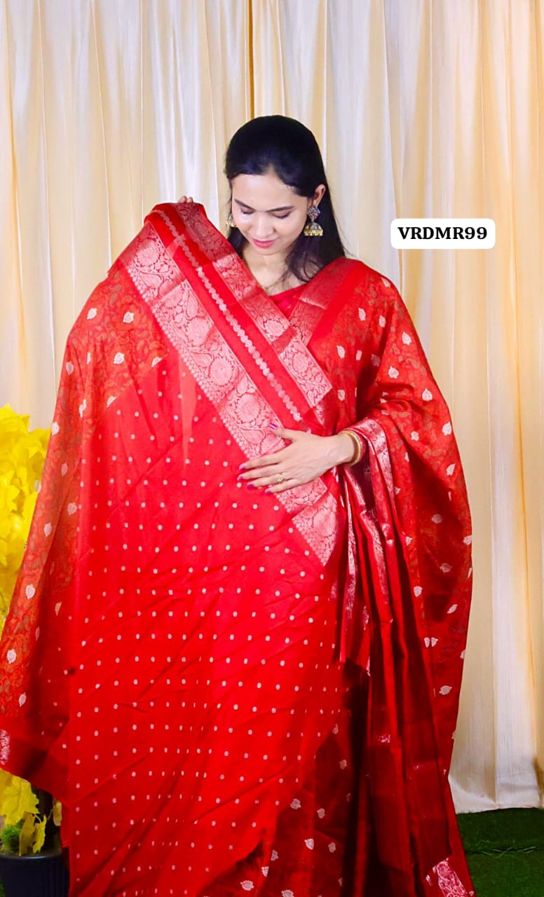 Dola semi silk saree š„³