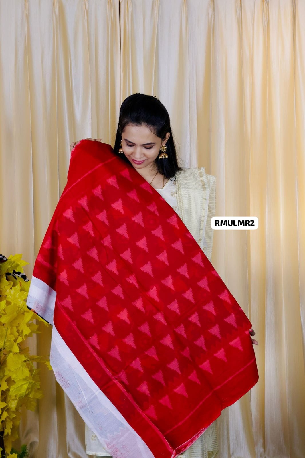 mul mul cotton sarees . 5.5 mtr saree with running blouse