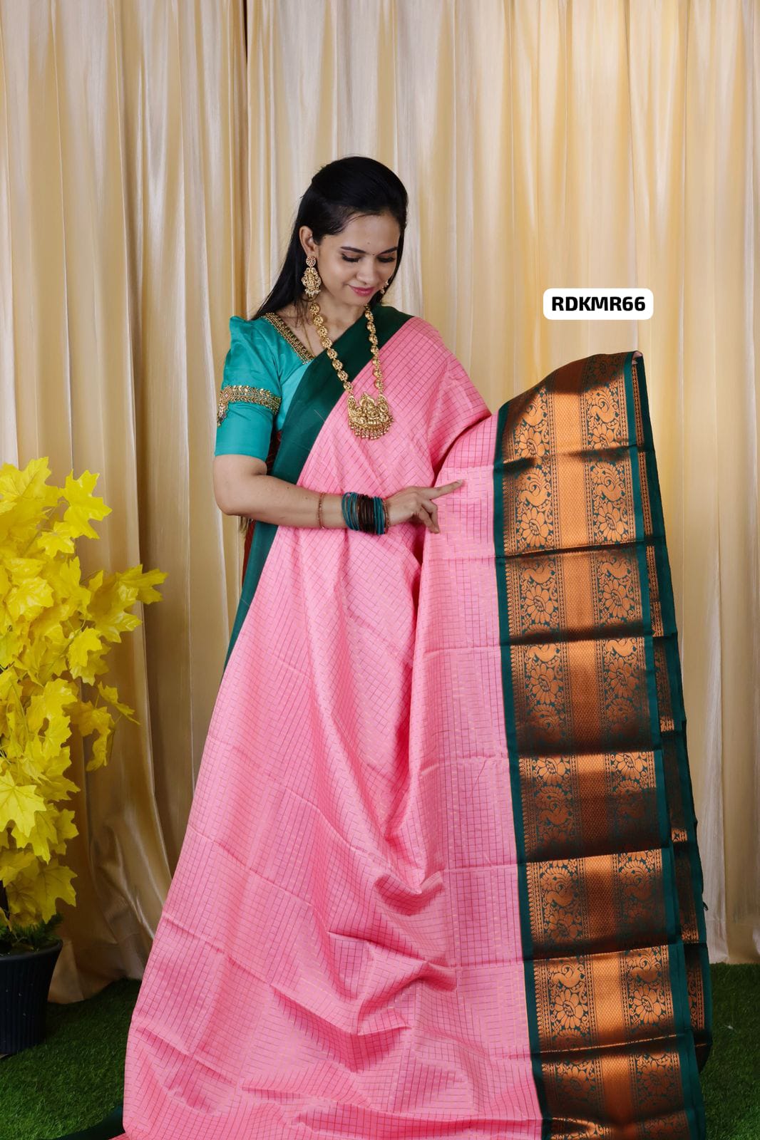 Kanchi semi silk saree with kattam design 🥳