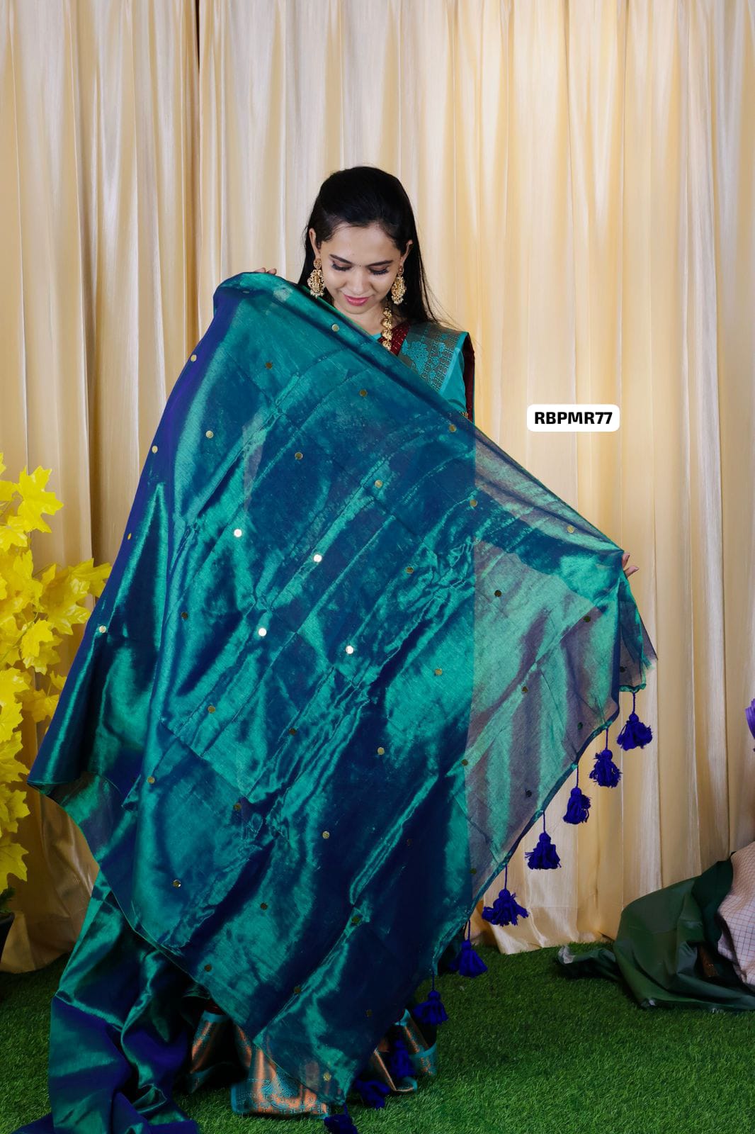 khadhi tissue saree with chumkey work🥳