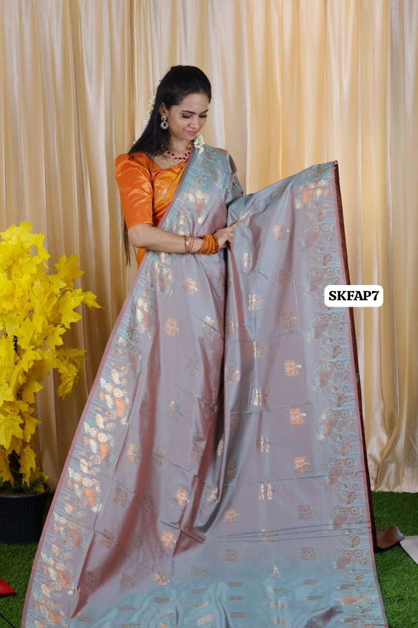 Most trending Semi soft silk saree with zari weaving 😍🥳