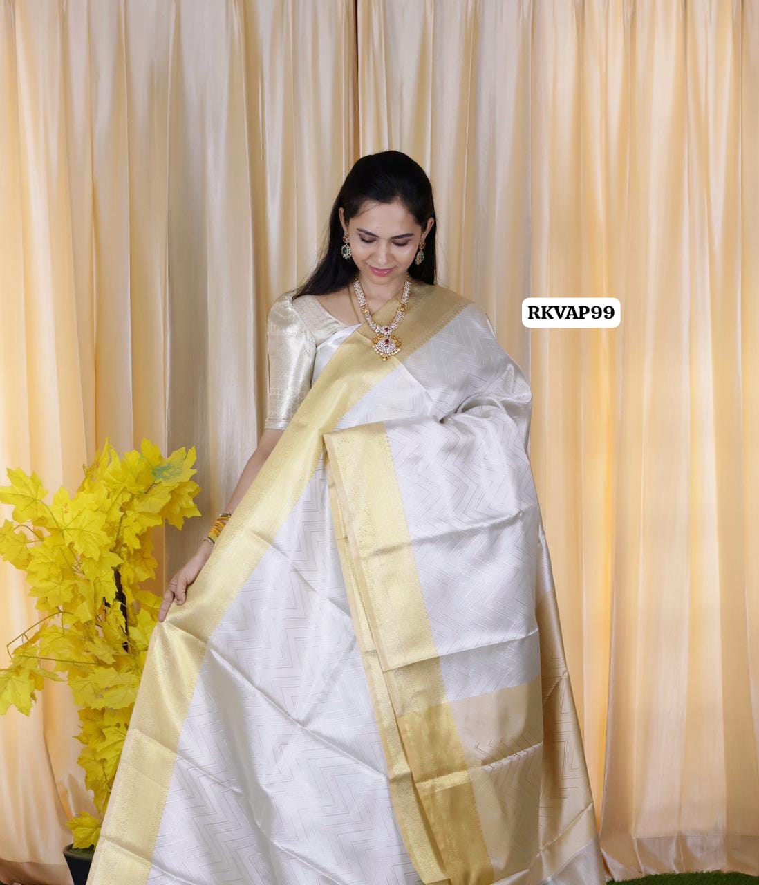 Bridal katan semi soft tissue saree at just Rs.999 ❌