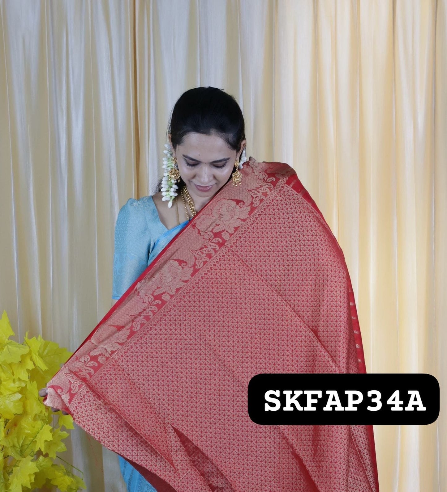 Just Rs.1099 Soft viscose chiffon zari weaving fabric and Buttas blouse 🥳