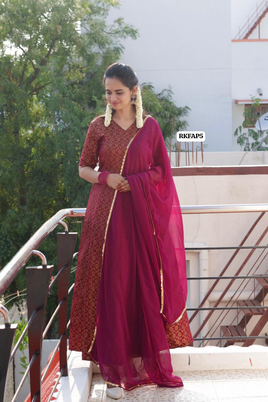 Stitched semi soft silk anarkali gown 🥳