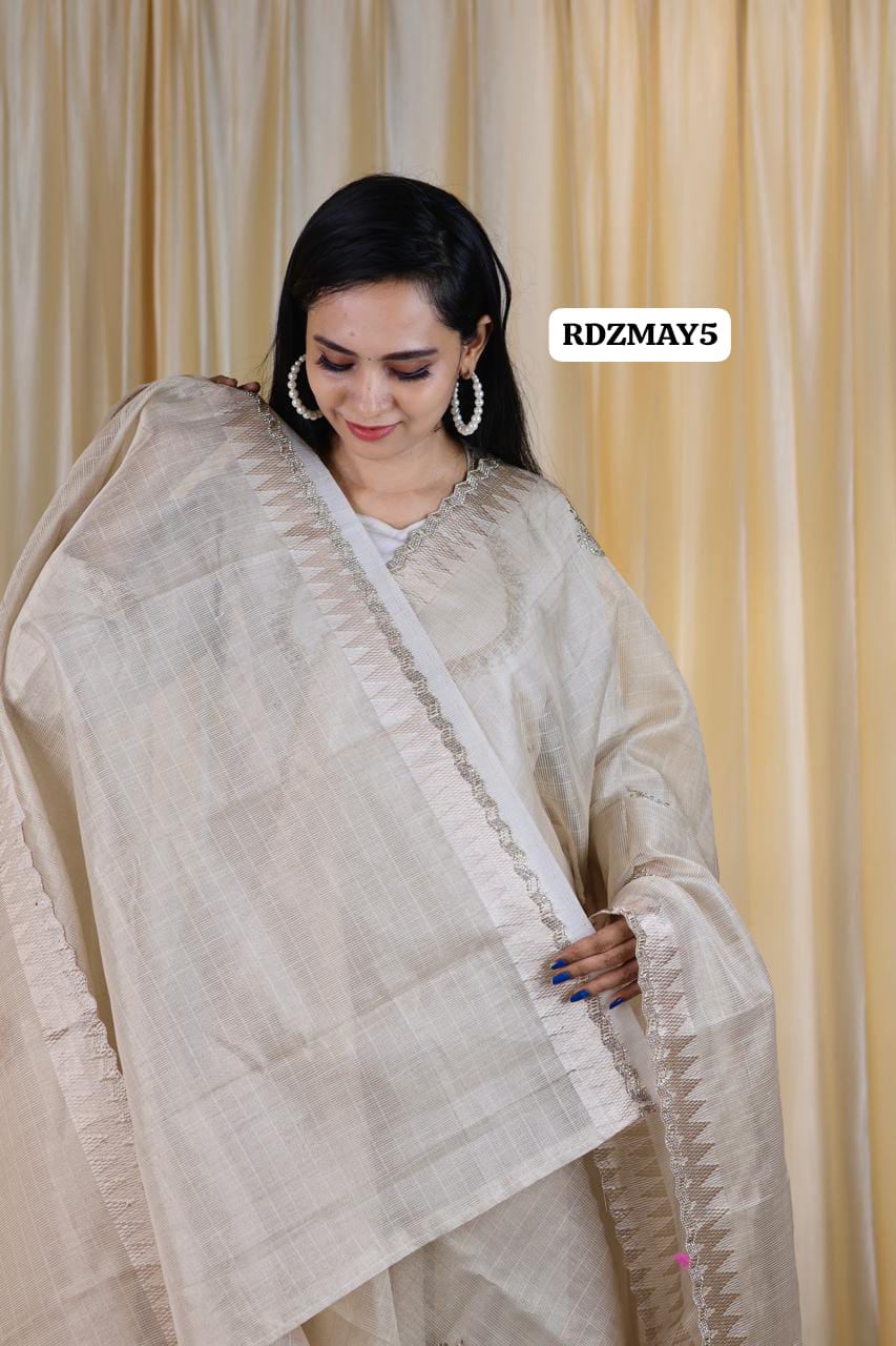 Heavy banarsi organza pure zarkan work with complete temple border with blouse 🥳