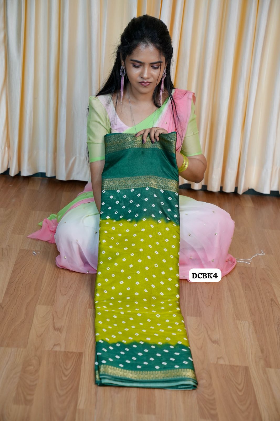 Bandhini silk saree🥰😎📚🌈