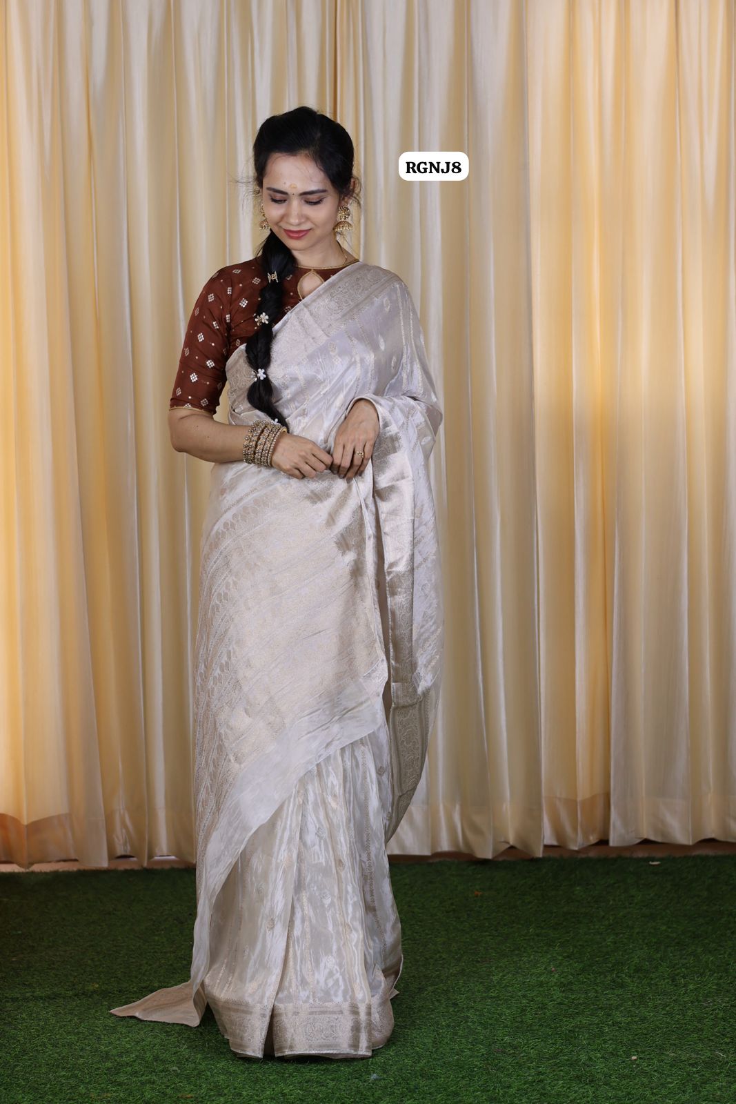 Premium viscose .tissue silk saree with viscose tissue zari blouse 🥳