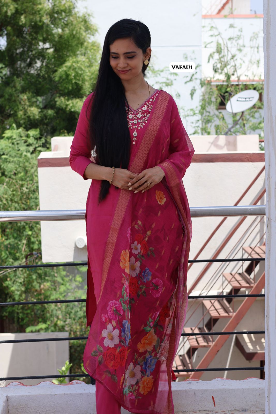 Premium Roman Silk Kurti Pant Dupatta Set with handwork and Chanderi digital print dupatta 🥳