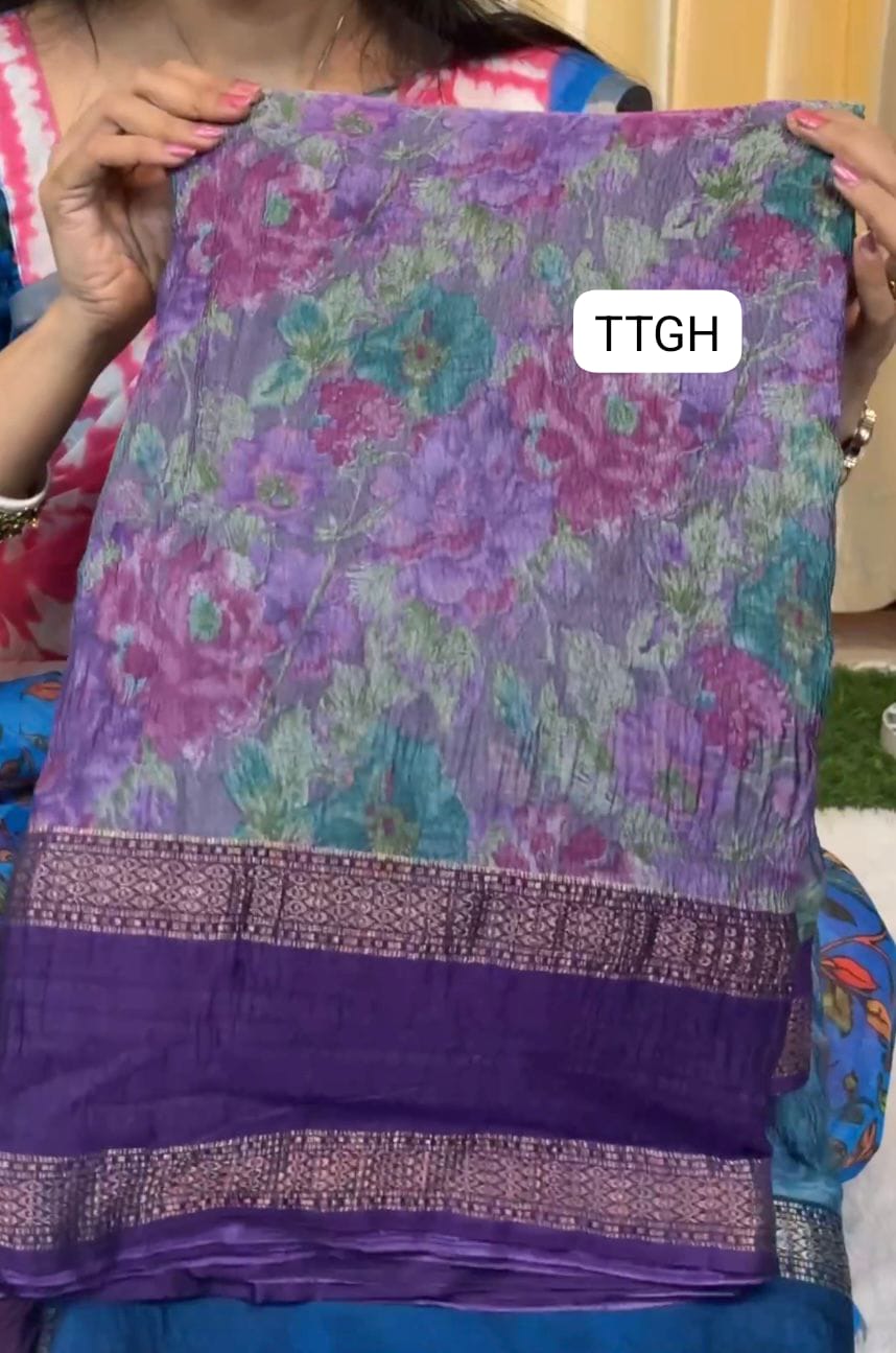Crushed fabric in floral design saree 😍Ⓜ️