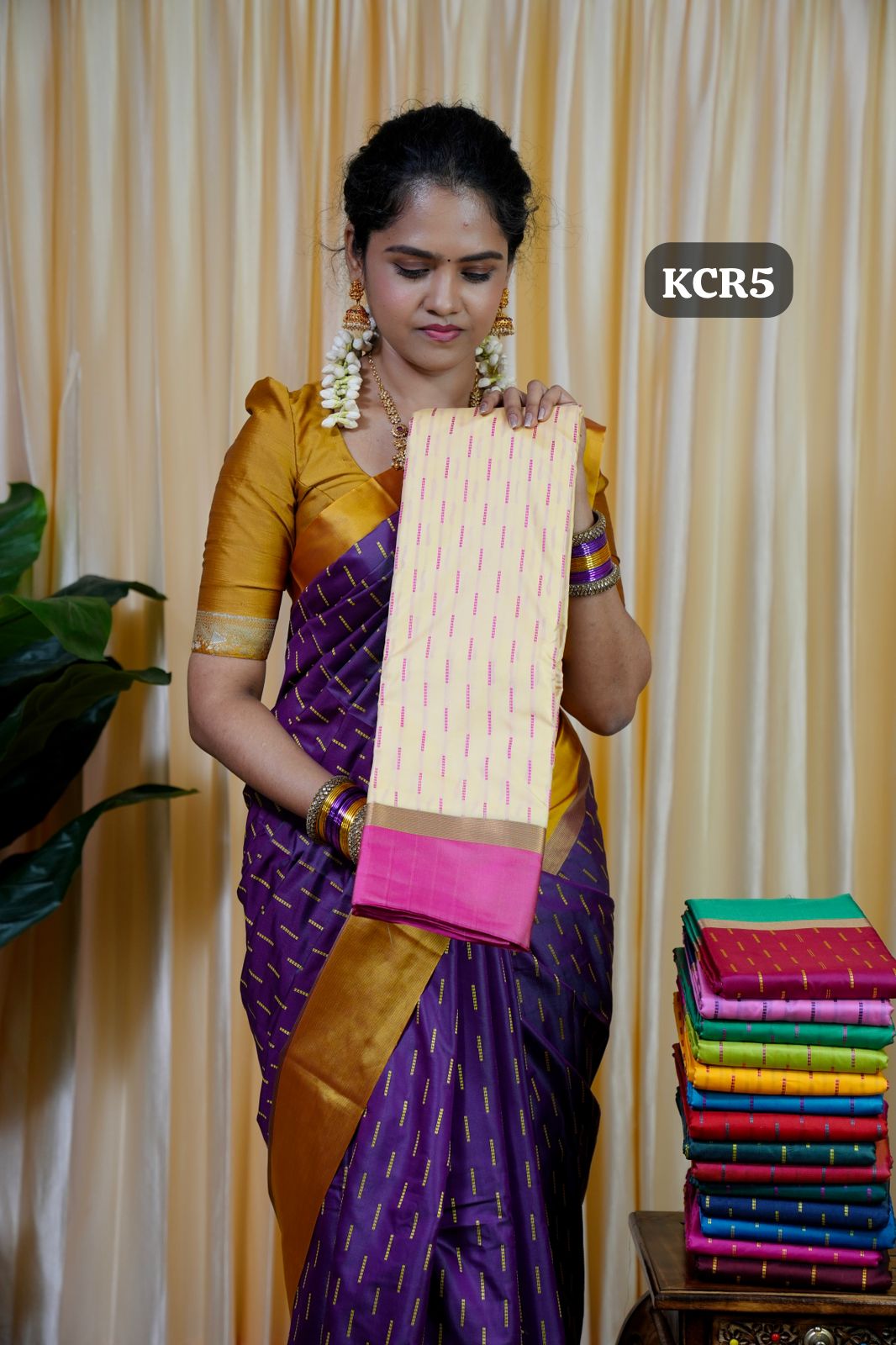 Budget Friendly Soft silk sarees🥰😎🥳Cream with Rose