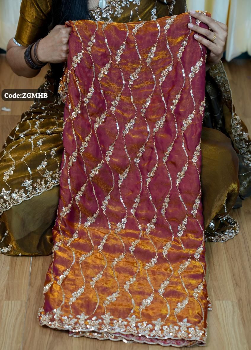 Premium Space silk with Golden heavy Katdhana work🥰😎