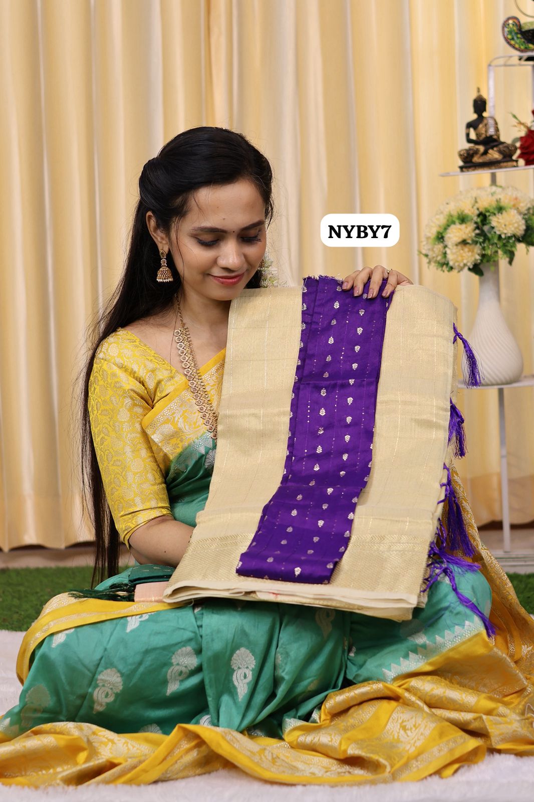 Tissue cotton saree with contrast blouse😍Ⓜ️