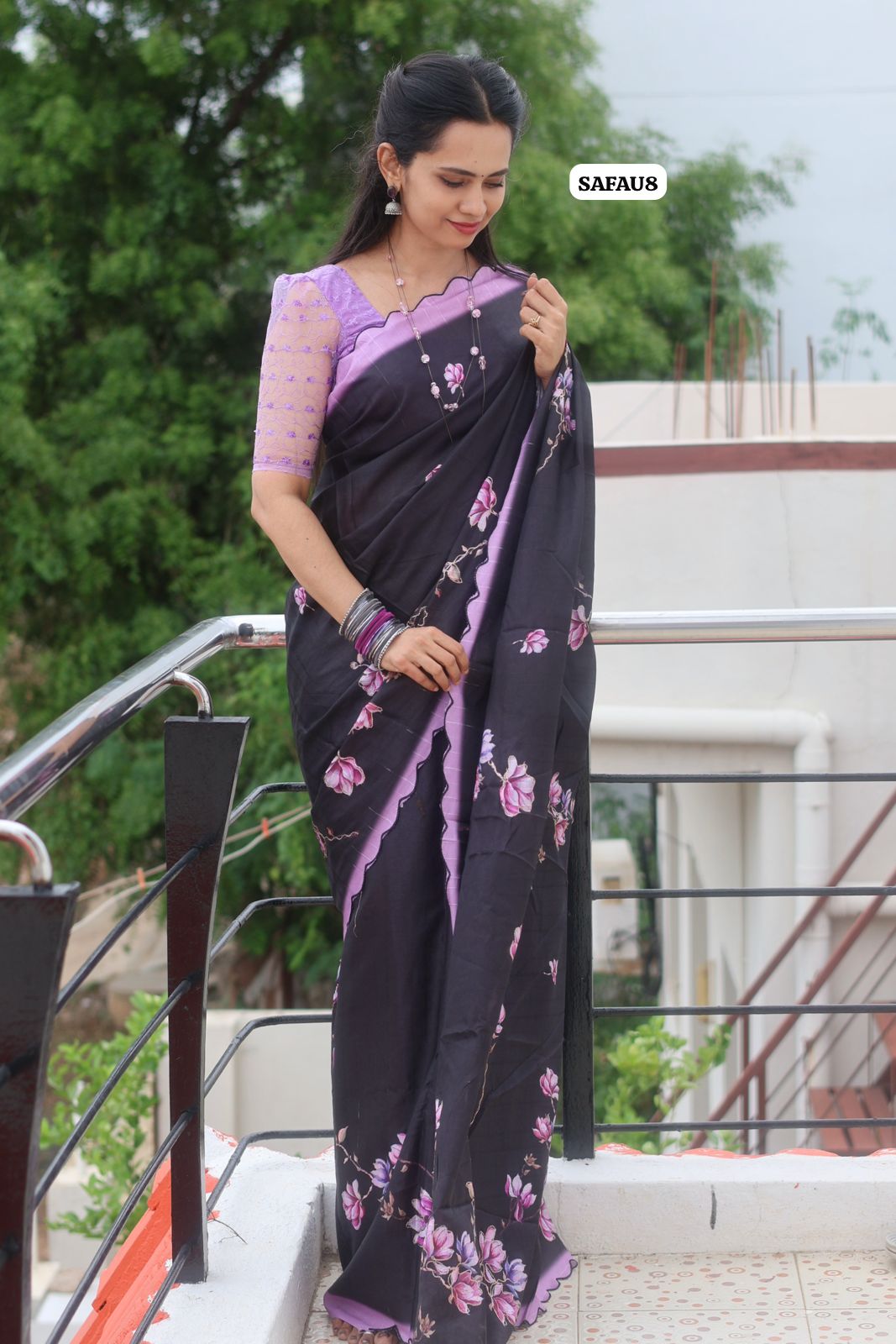Tussar silk saree Scalloped border with Running blouseš„š„³