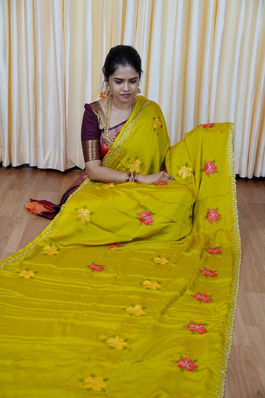 Designer saree with mirror work and embroidery work at unbelievable priceš„³