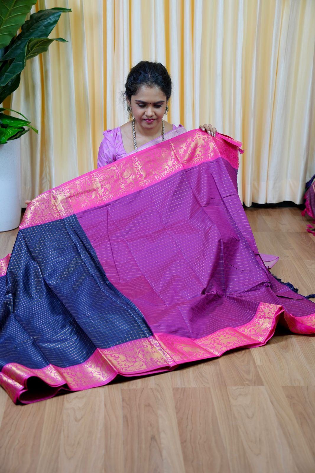 Semi silk sarees in Checked designπ₯°ππ²ππ»ββοΈ