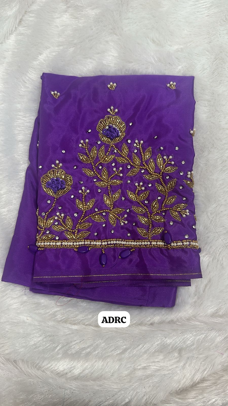 Premium quality Aari blouse 😍Ⓜ️