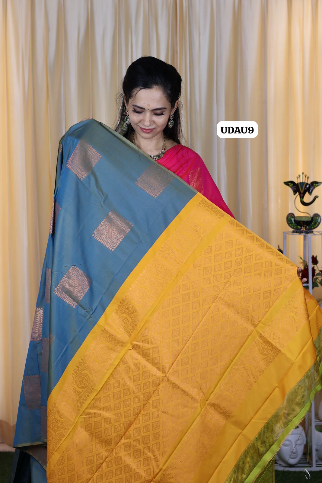 Soft silk sareeš„³ with running blouse