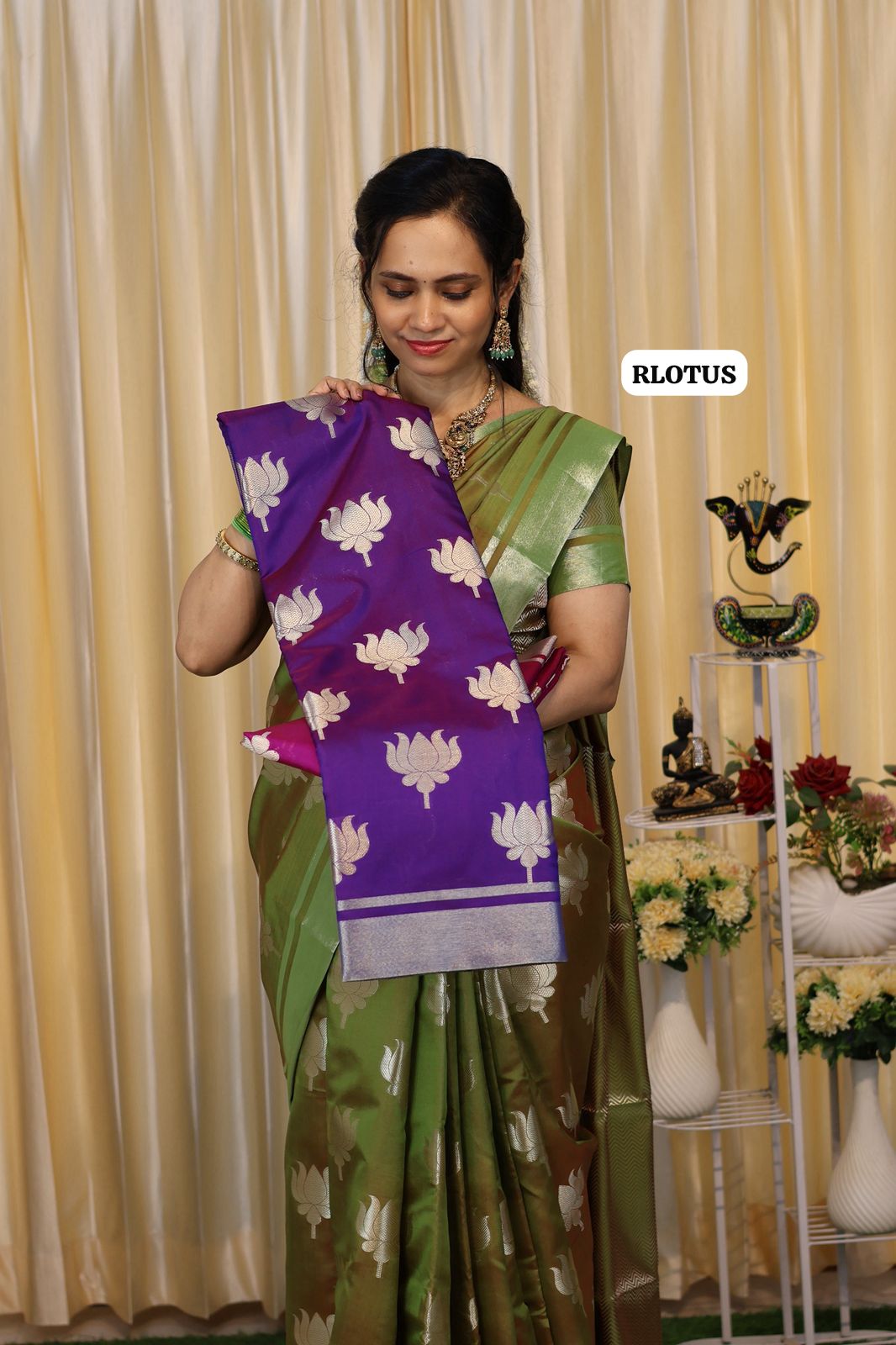 Kajol inspired lotus design Semi soft silk saree with same blouse as in pic😍🥳