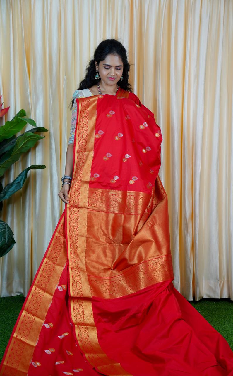 Premium bridal semi silk saree🥰🥳