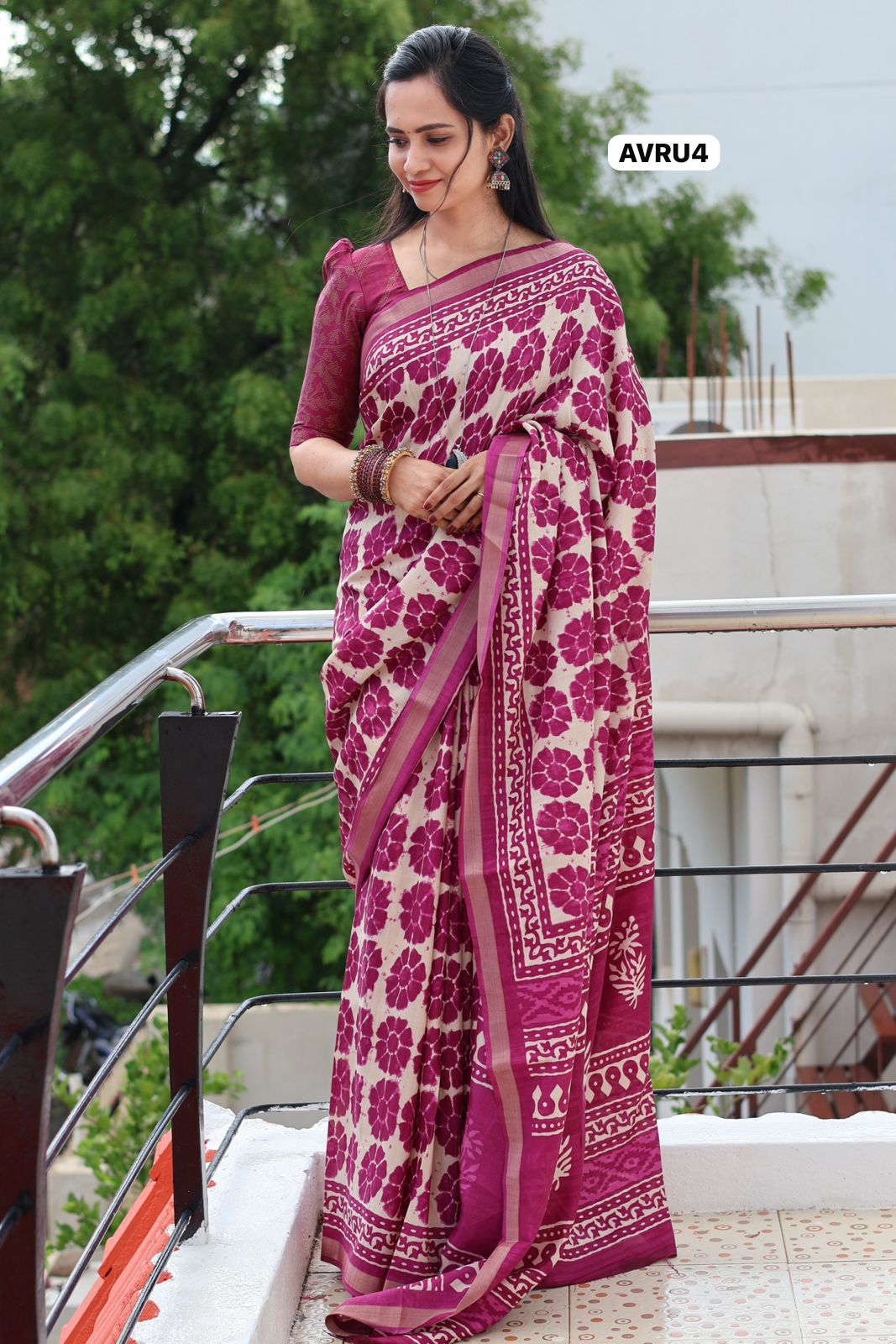 Bhagalpuri soft silk cotton saree with zip bag😍Ⓜ️