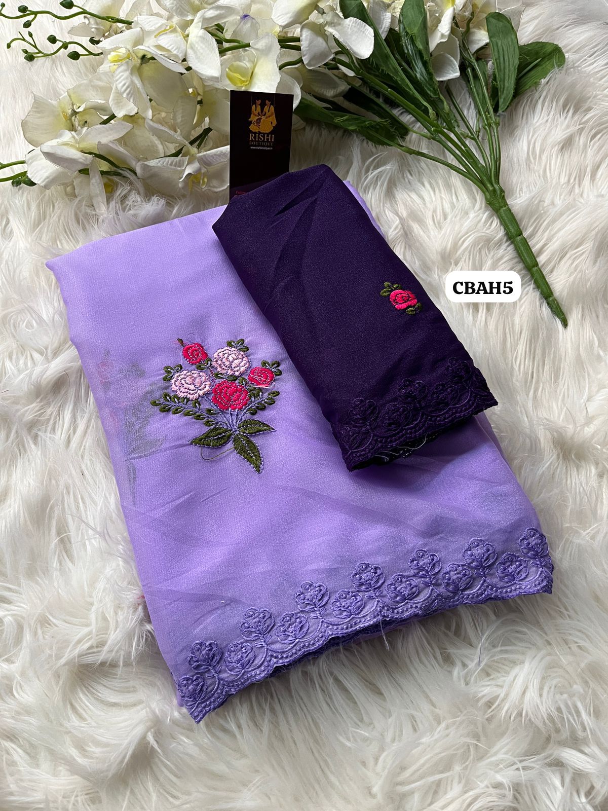 Star georgette floral embroidery butta work saree with scalloped cutwork border 🥳✅