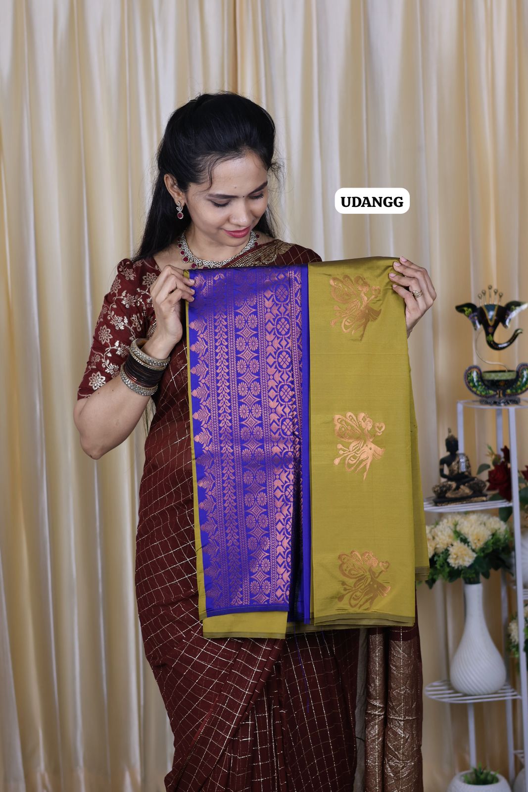 soft silk saree with running blouseš„³