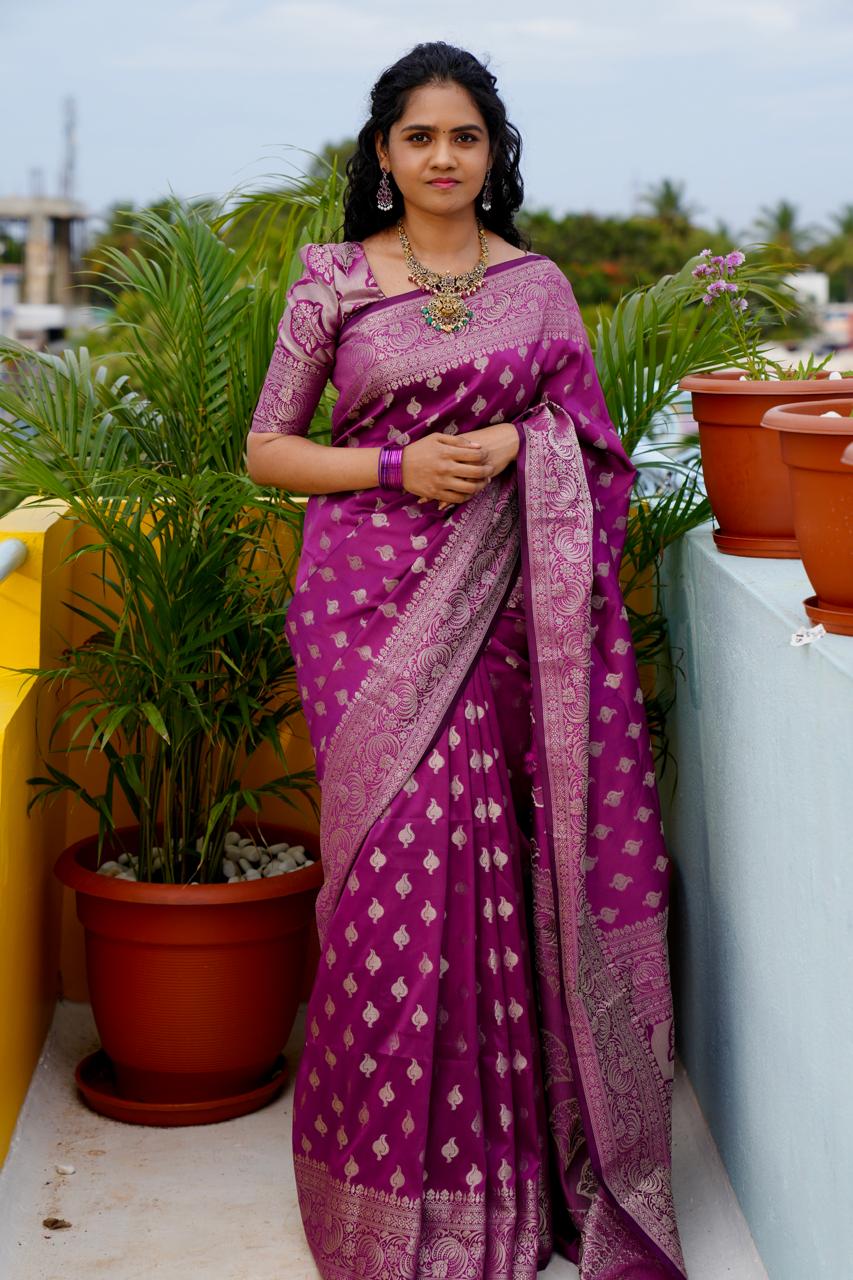 Banarasi silk saree 🥳