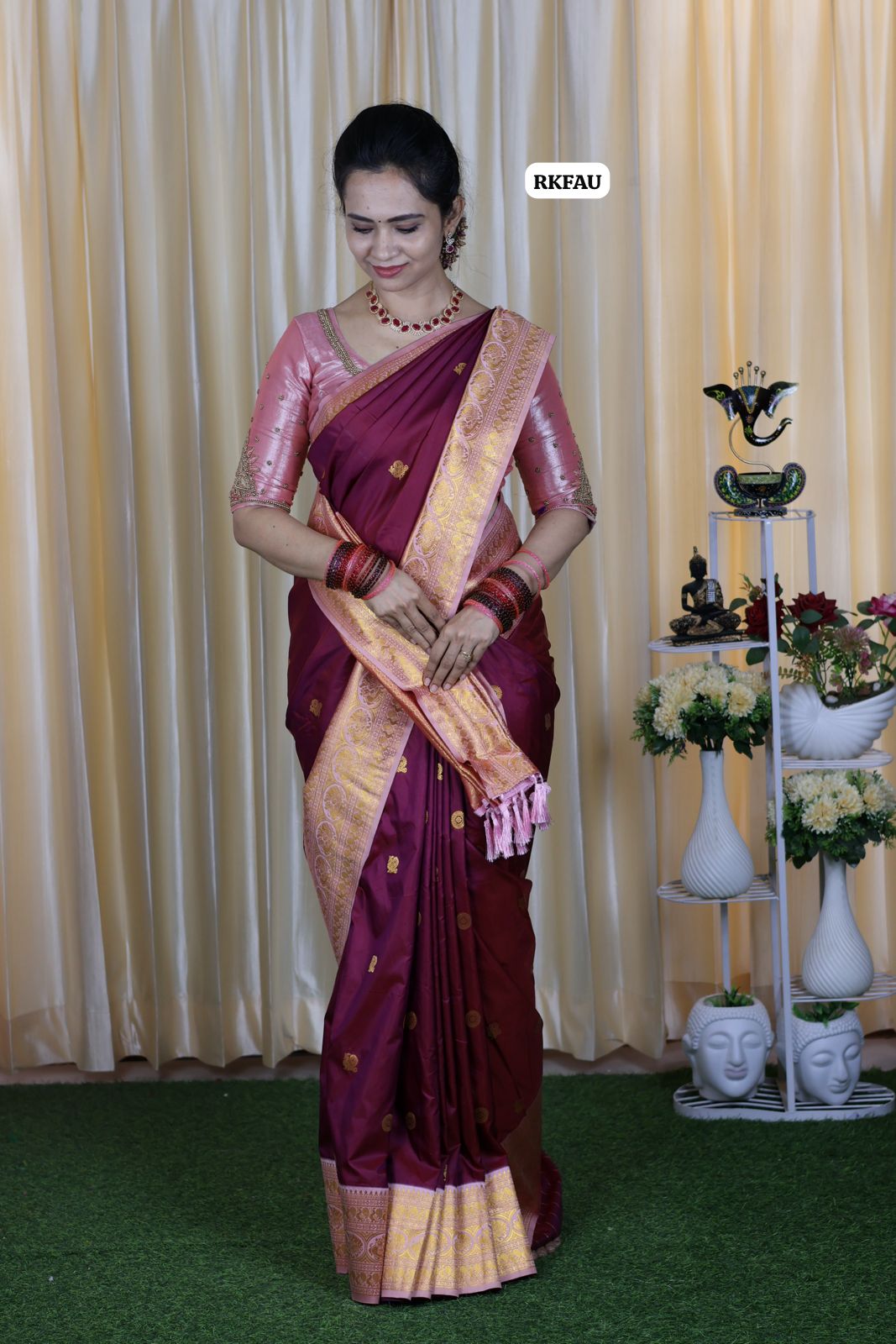 semi soft silk saree with 1000 buttas with running blouse 🥳Maroon